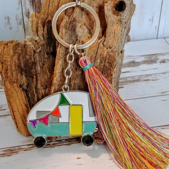 Accessories - Happy Camper Key Chain